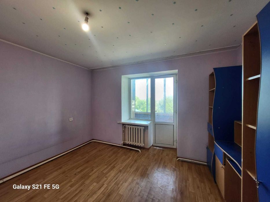 3 комнатная квартира в Студгородке