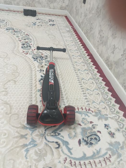 Самокат детский для девочек и мальчиков