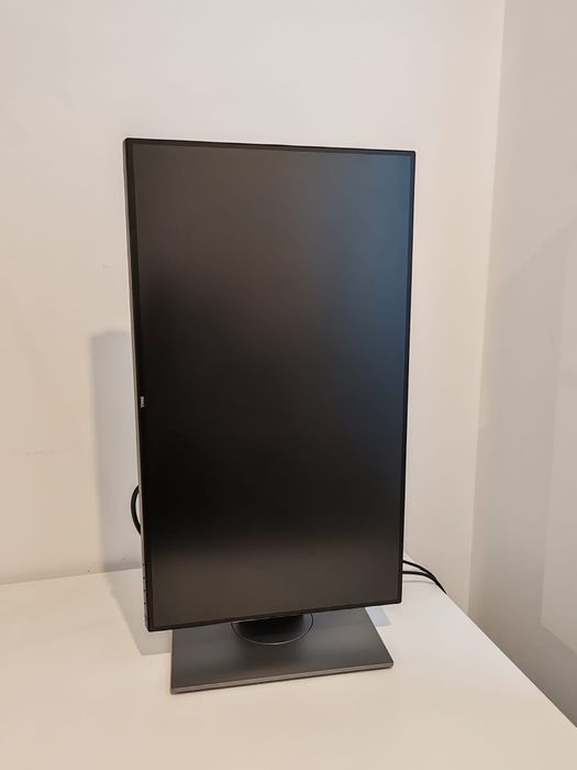 Monitor Dell UltraSharp U2717D  - IPS de 27 inch cu tehnologie Infini