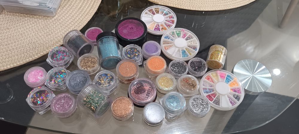 Материалы для дизайна ногтей