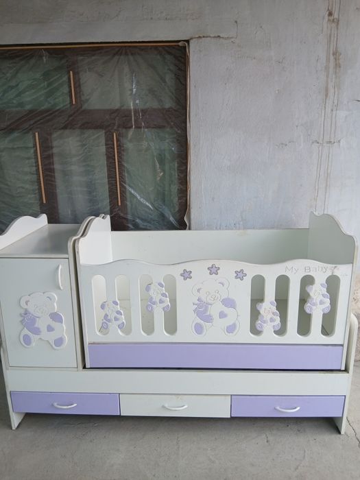 Kalyaska va bolalar kravati sotiladi holati yahshi