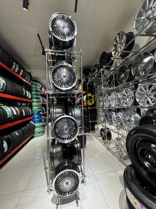 Balon shina LARGO 195/60R15