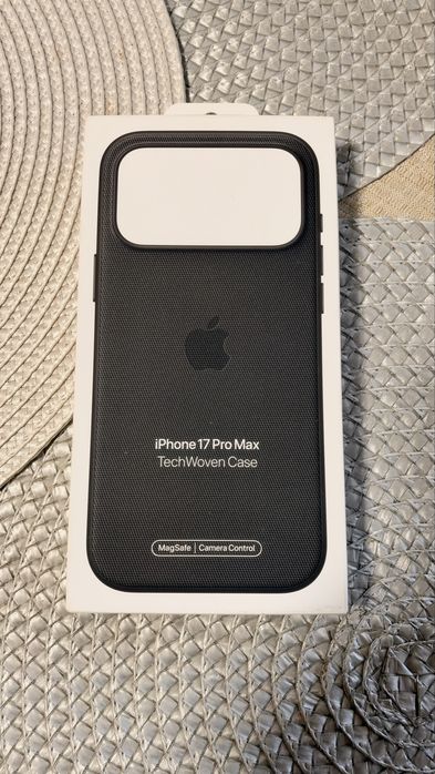 Husă originală Apple TechWoven Black – iPhone 17 Pro Max