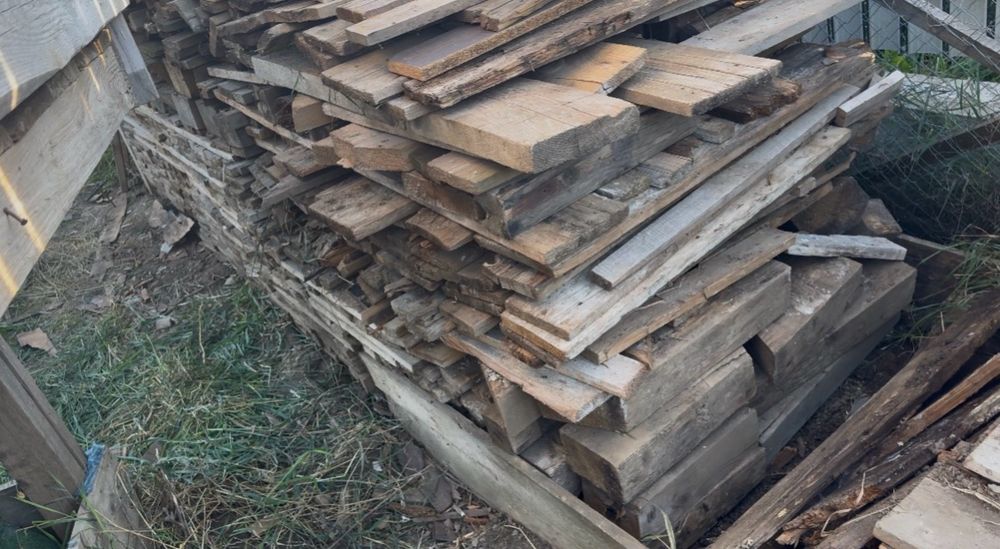 Lemne de foc uscate / Deșeuri din lemn / Resturi construcții – 5 metri steri
