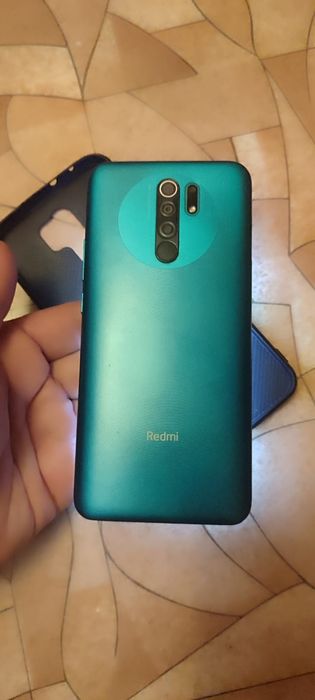 Продаю redmi 9(4-64)