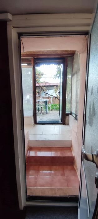 Дава се под наем Едностаен апартамент в Варна, ЖП Гара - 25 кв.м за 198.9 € - Снимка #1