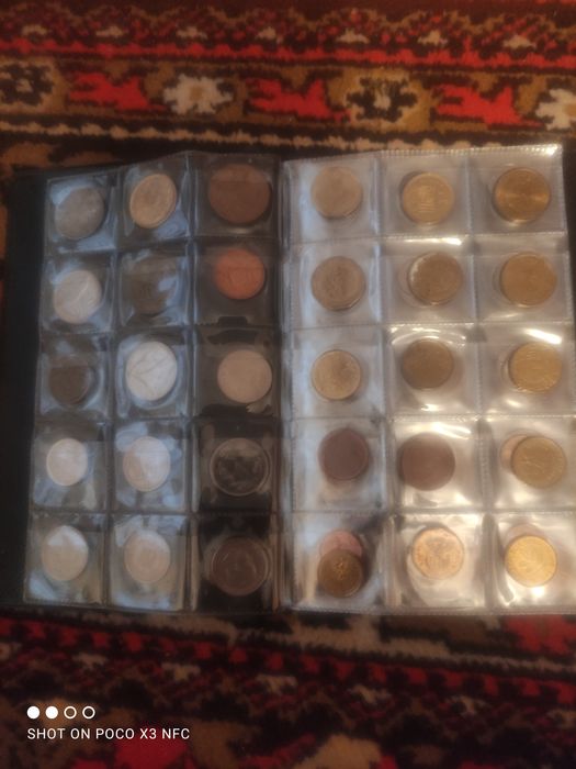 Продам набор монет