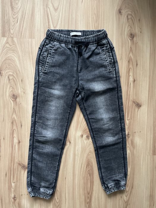 ZARA/момчешки сет(6ч.)риза,панталон,дънки 10г/140 целия сет за 23€