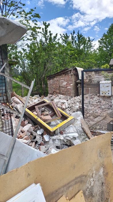 Транспортни и хамалски услуги кърти чисти извозва