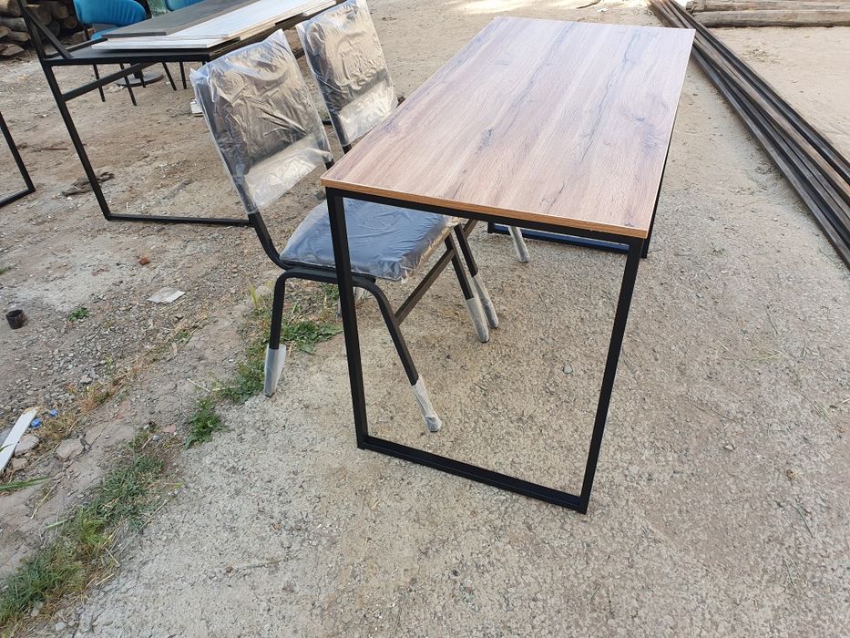 Стол лофть мир..