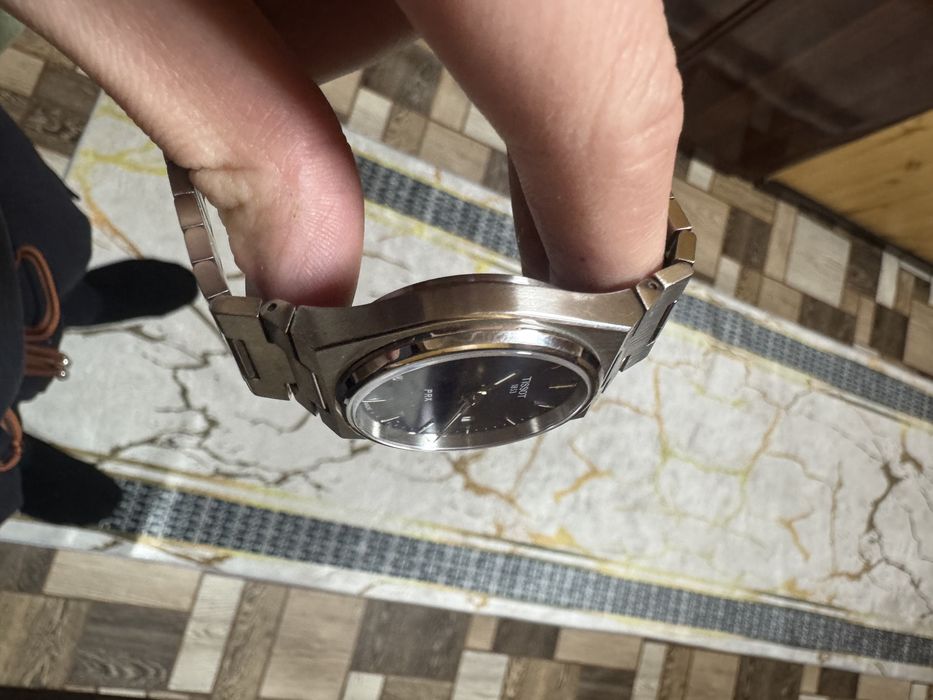 Продам Tissot PRX