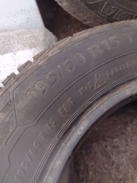 Топ състояние 195/60/15. 185/60/15