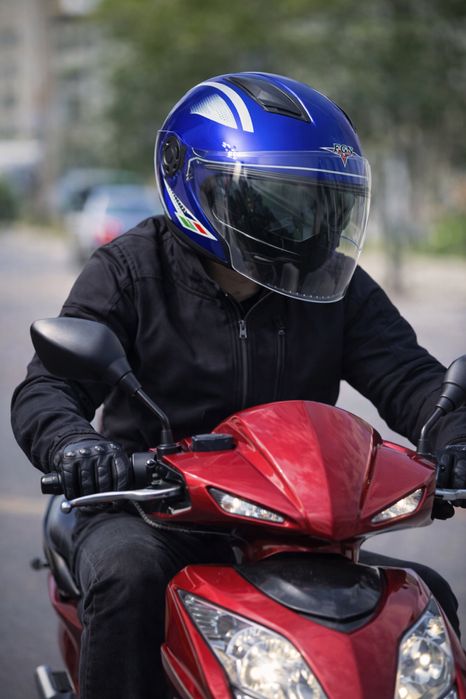 Продам новый мотошлем