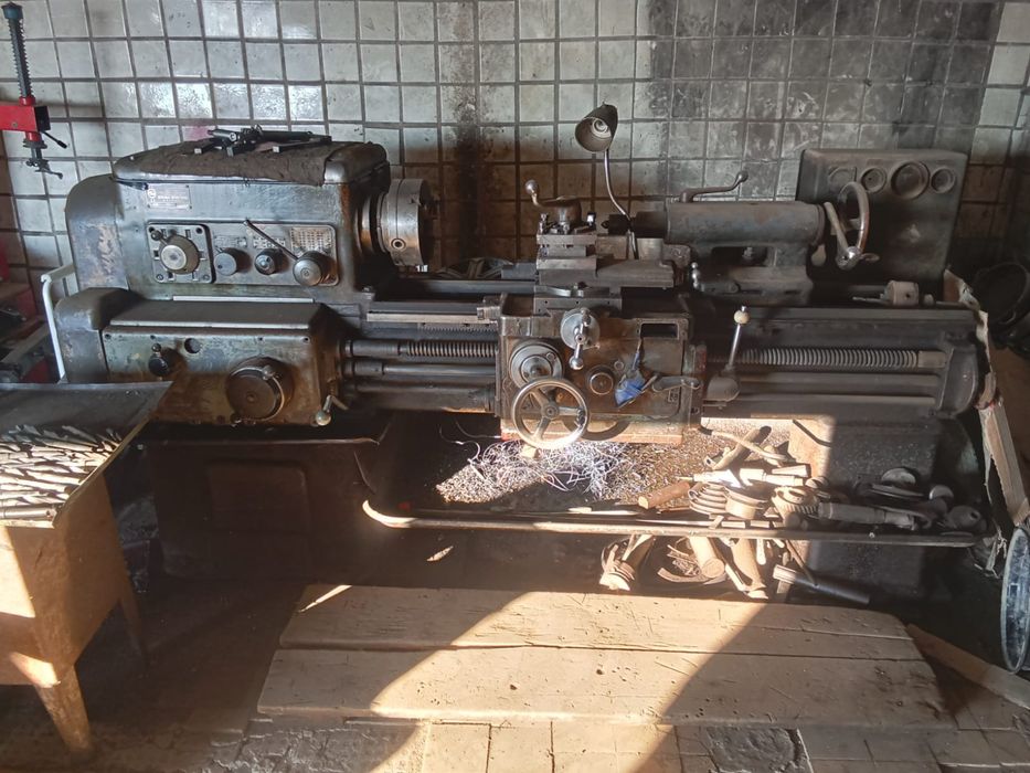 Токарный станок сатылады
