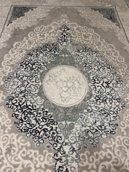 Продаю качественный ковер