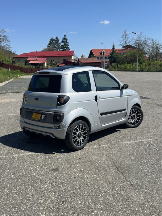 Masina 16 ani microcar M.Go