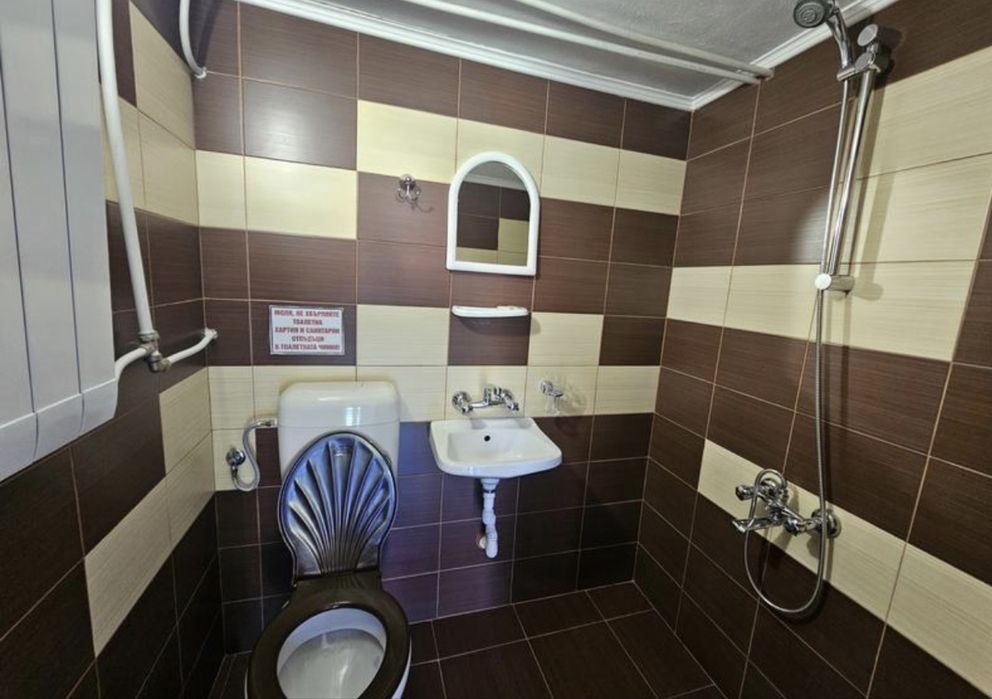 Продава се Къща в с. Говедарци, Област София-област - 308 кв.м за 422 €/кв.м - Снимка #4