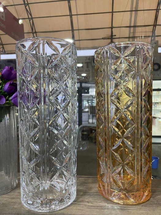 ваза для цветов и декорация