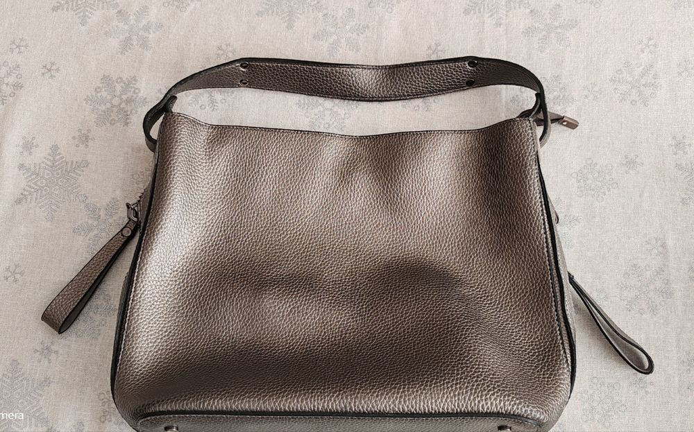 Дамска чанта  перфектно състояние