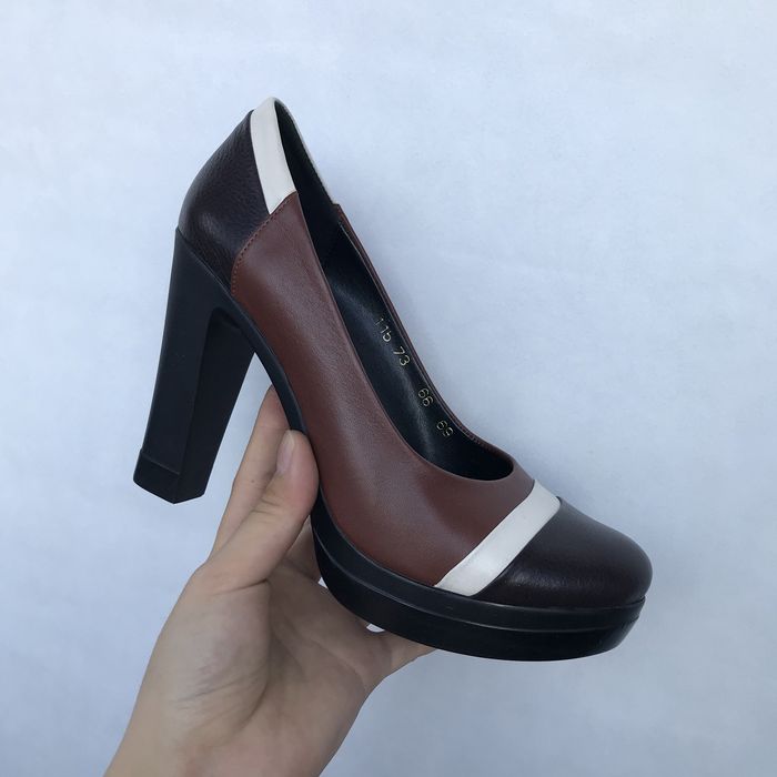 Продам кожаные туфли 38-39