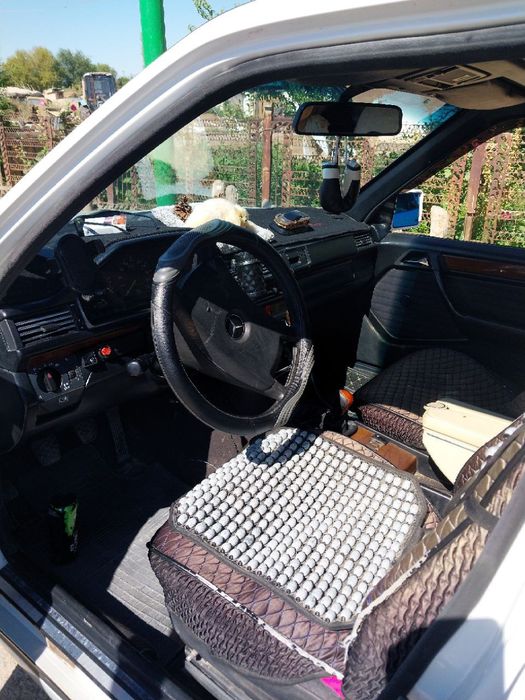 Мерседес W124  сатылады