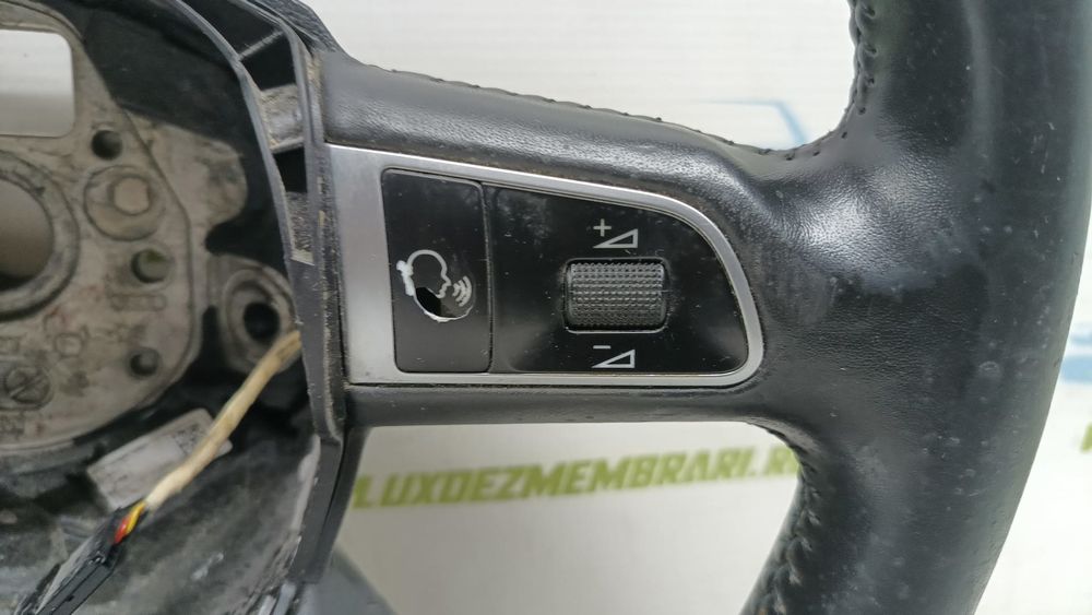 Volan in 4 spite cu comenzi 8k0419091bg Audi A4 B8/8K (2007 - 2011)