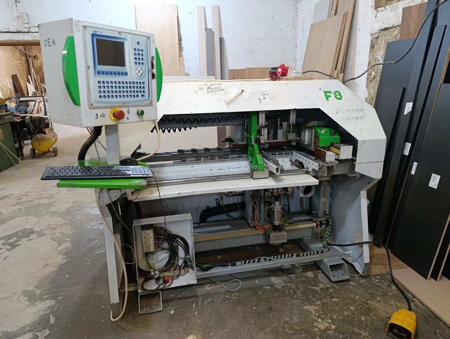 CNC пробивна машина HIRZT F8