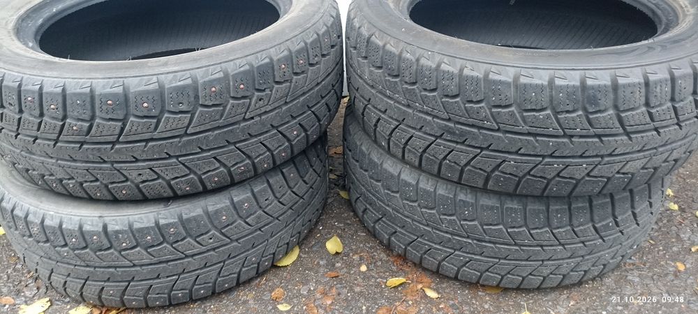 Продам шины зимние R16