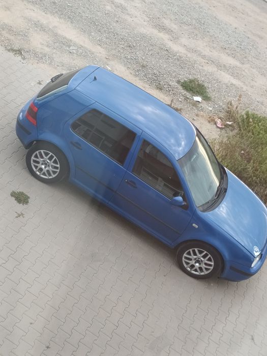 Vând golf 4 1.9 sdi