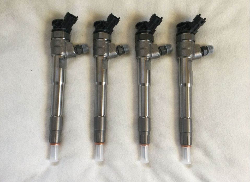 Injector injectoare renault trafic 3 , talisman 2.0 dci 0445110939