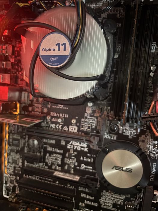 Pc intel i7 6700k , 16 gb ram ddr4