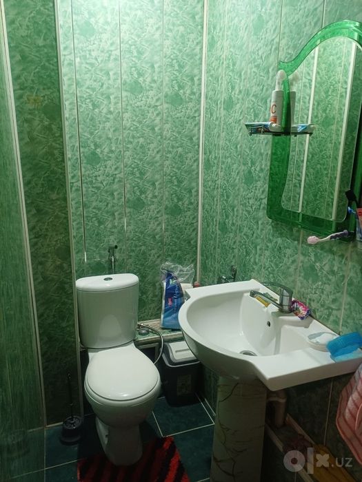 Метро Космонавтов, Метро Ойбек  продаю квартиру!В ипотеку можно купить