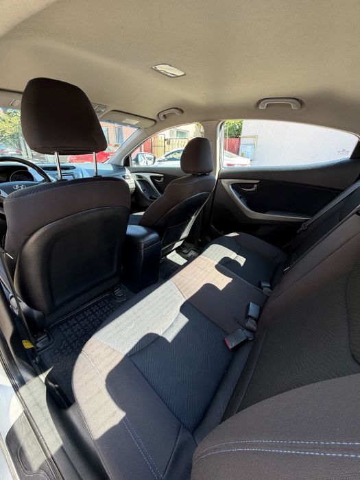 Hyunday elantra 2012