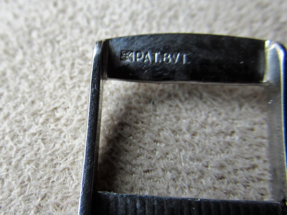 Стар часовник Omega