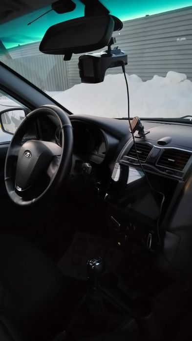 Продам lada granta fl