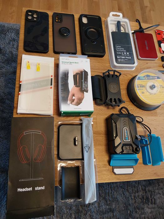 Аксесоари за телефони и компютри