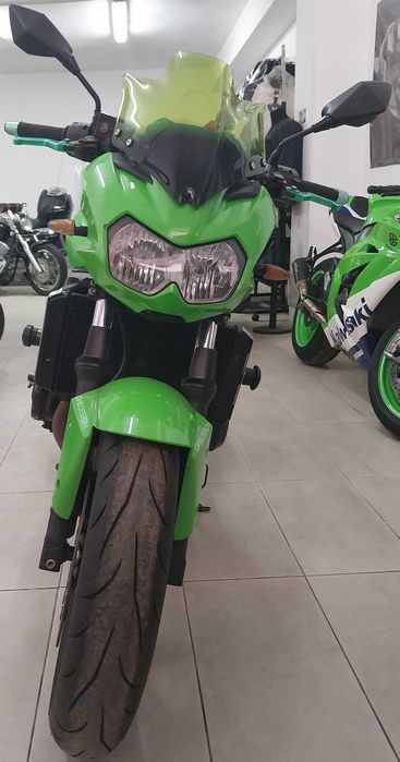 Kawazaki ZR 750 J