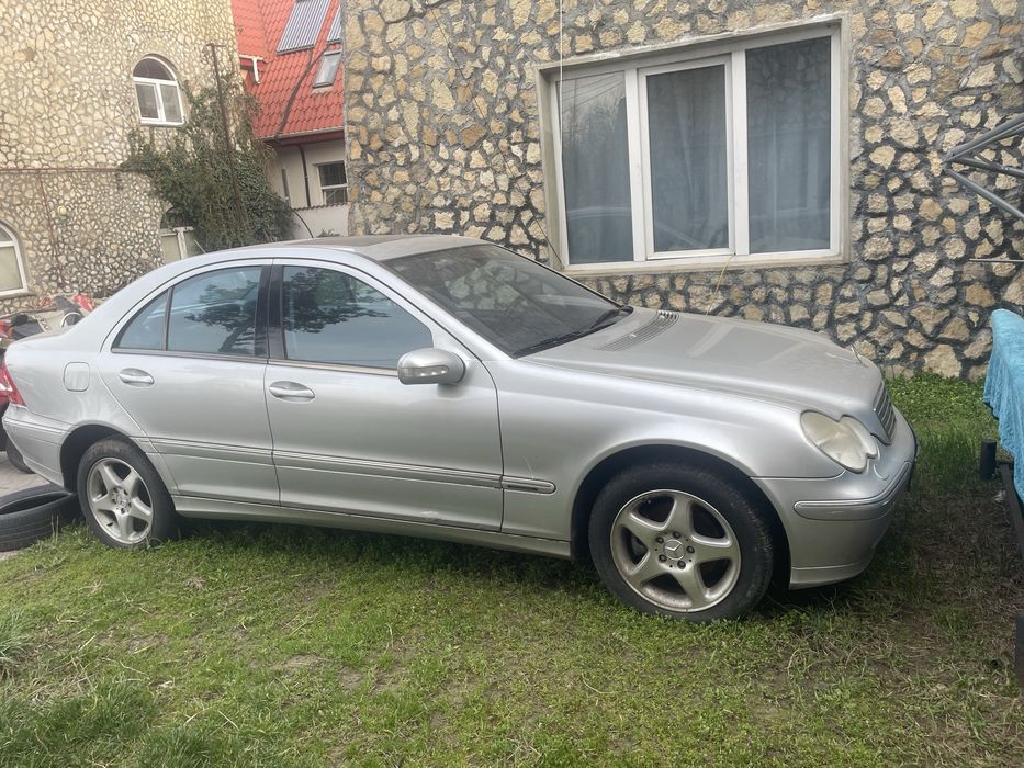 URGENT Mercedes c220. 1,8 benzina , turbo NEGOCIABIL