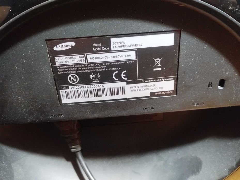 монитор Samsung SyncMaster 2032BW