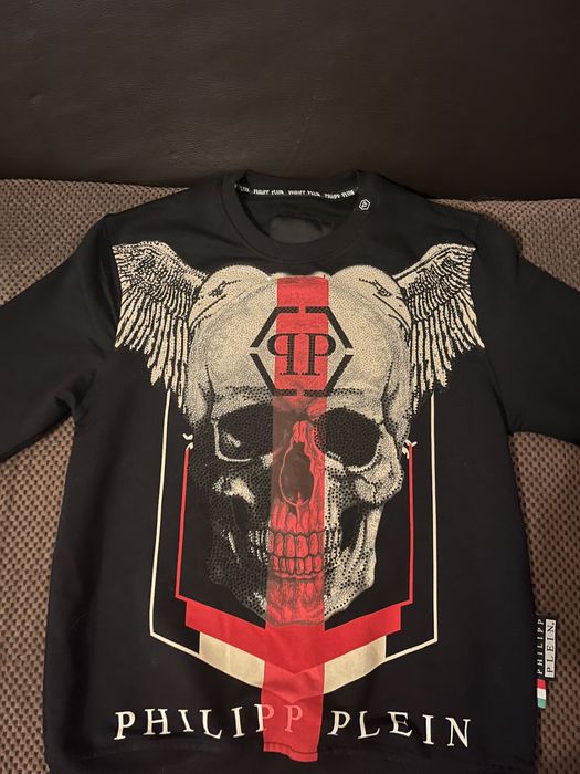 Дамска блуза ,не е носена,само пробвана .