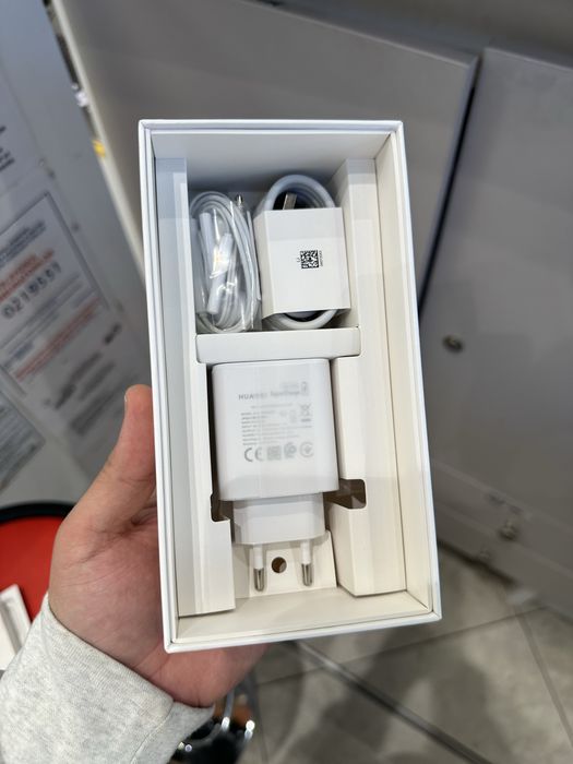 Huawei P30 128GB 6GB RAM Full Box NOU Garantie !