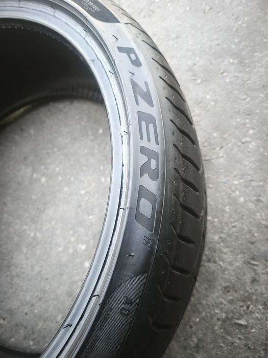 235-35-R19 pirelli