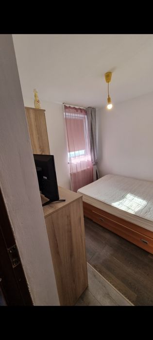 Garsoniera de închiriat