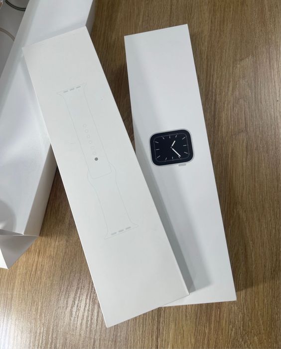 Apple Watch 5 series