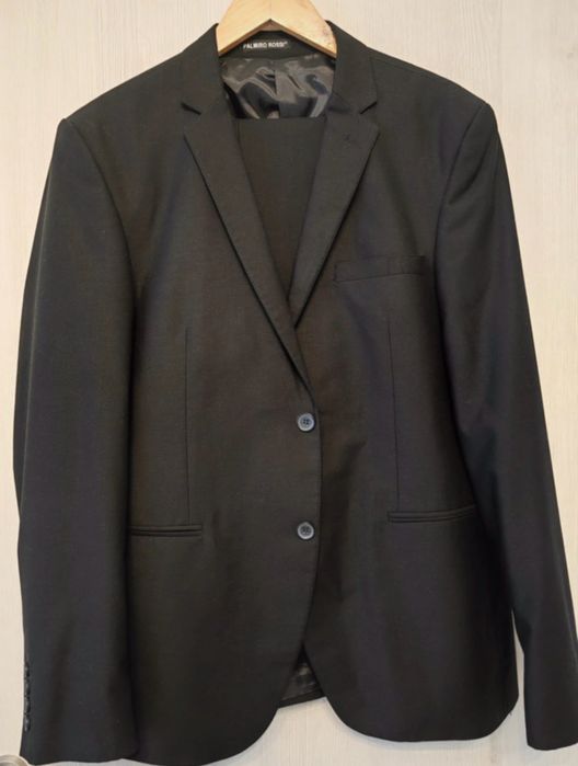 Costum barbatesc negru