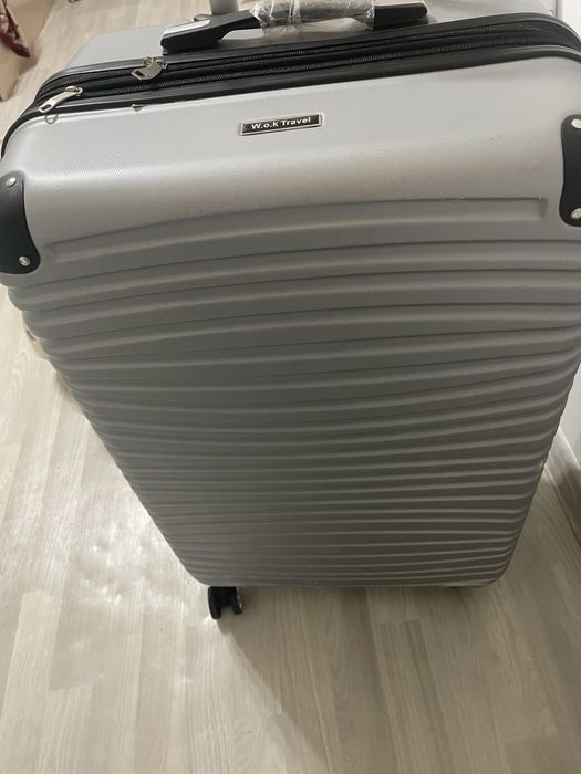 Чемодан в хорошем состоянии