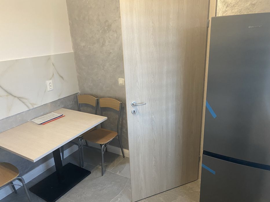 Inchiriez aparatament