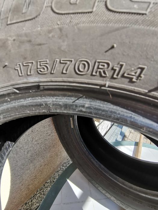 Гуми  Brigestone B 250 2бр.