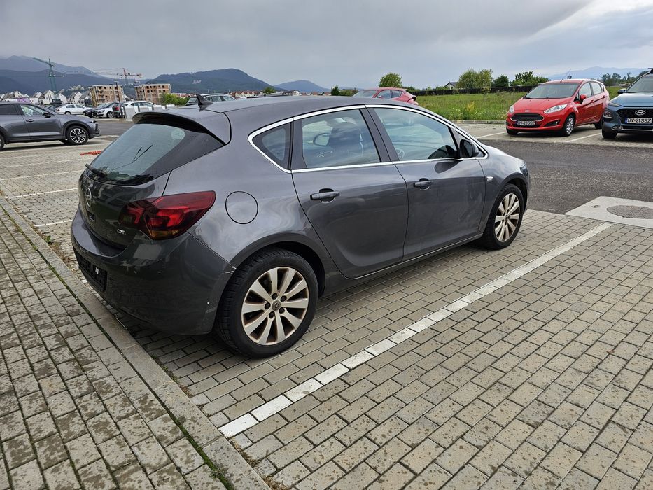 Opel Astra J 1.7 CDTI Cosmo