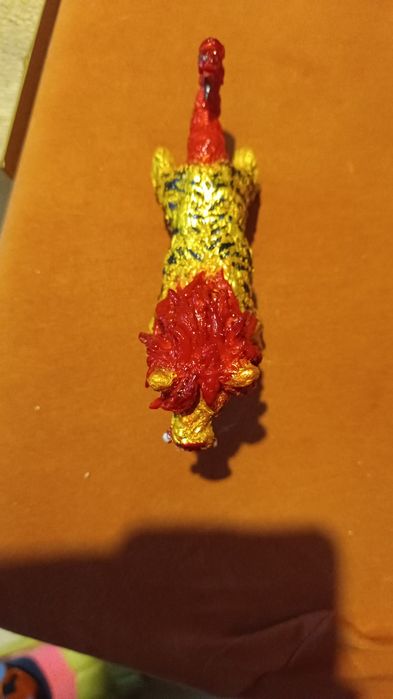 Vând figurine handmade din plastic